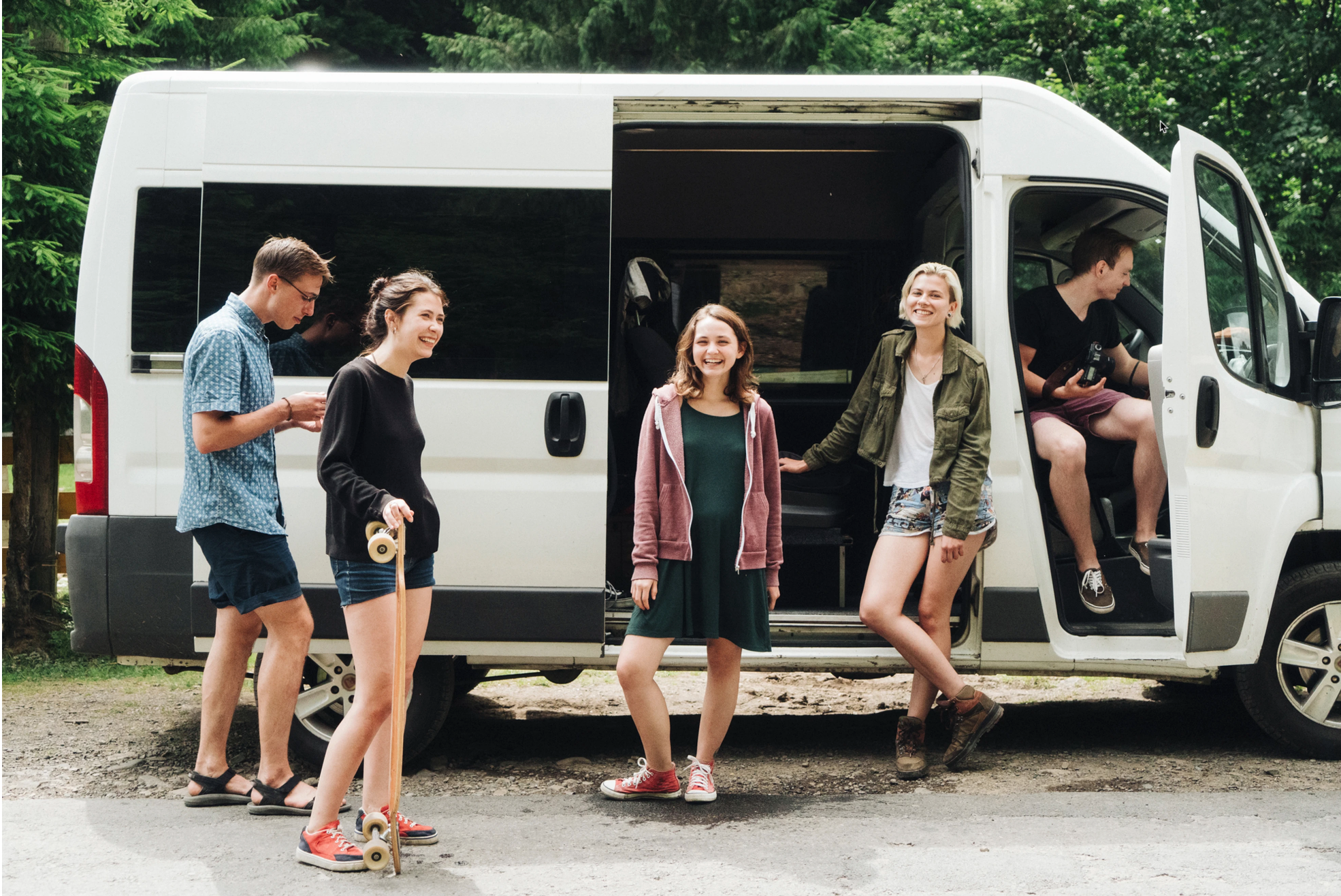 Group-Travel-in-a-Van